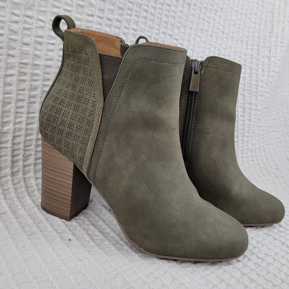 Torrid Ankle‎ Boots with Zipper Women's 7